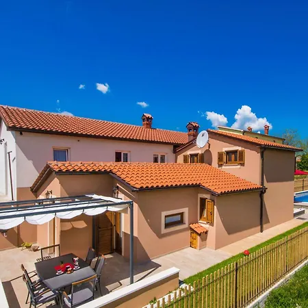 Holiday home Veronika, A Cozy And Charming For Summer Holidays *