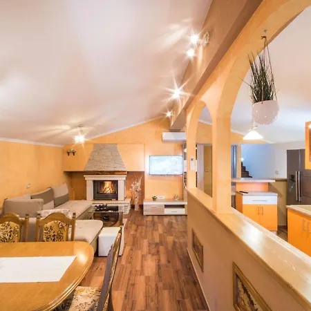 Veronika, A Cozy And Charming For Summer Holidays Ferienhaus *
